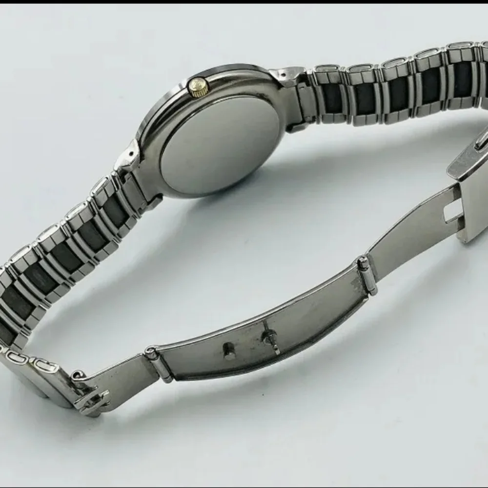 RADO Women's DIASTAR Quartz Watch St.Steel Date - Picture 12 of 13